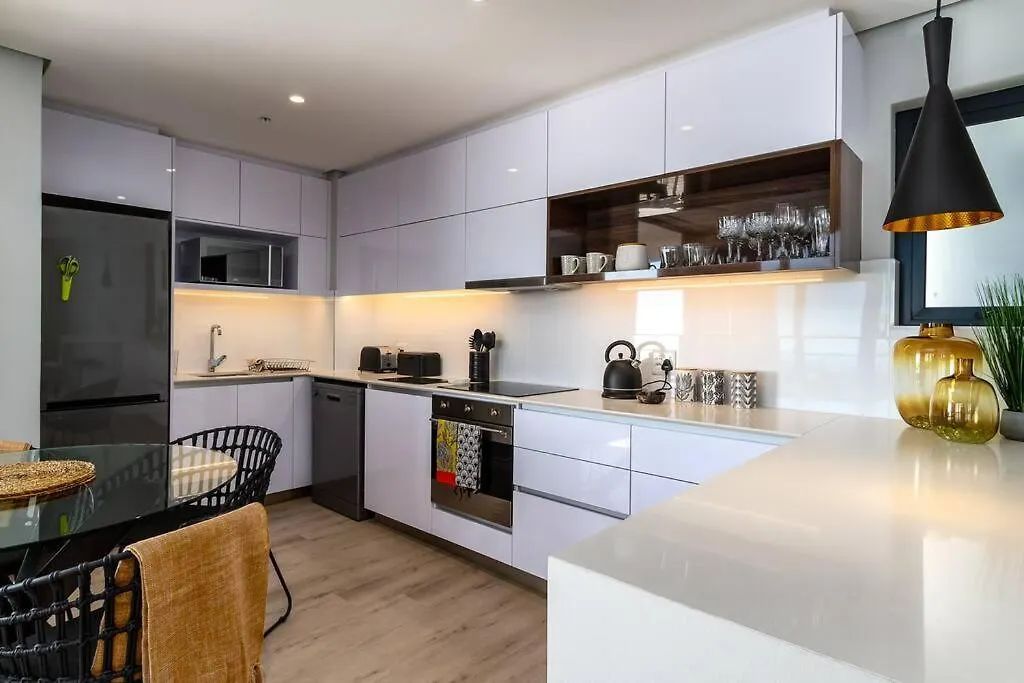 City View 1Br Bree Street, Loadshed-Free Cape Town 0*,