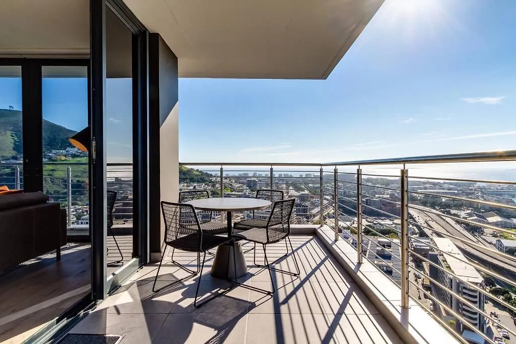 City View 1Br Bree Street, Loadshed-Free Cape Town Apartment